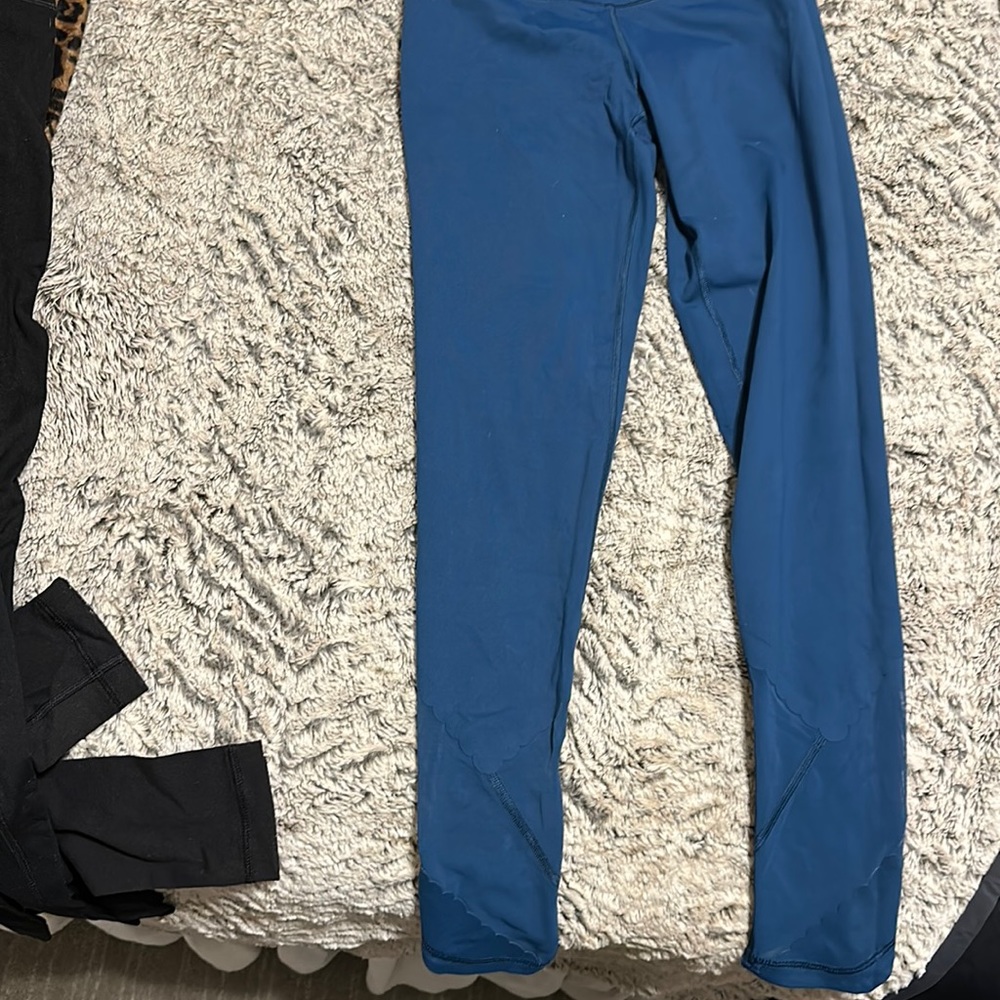 NWOT Victoria’s Secret teal Knockout Leggings XS